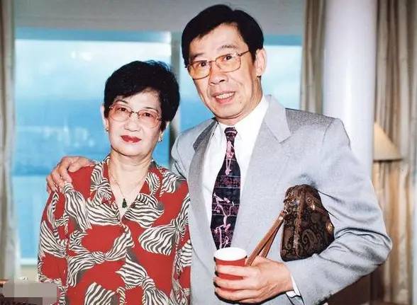92岁胡枫谈周海媚离世突然沉默，称已安排好身后事，将和亡妻合葬