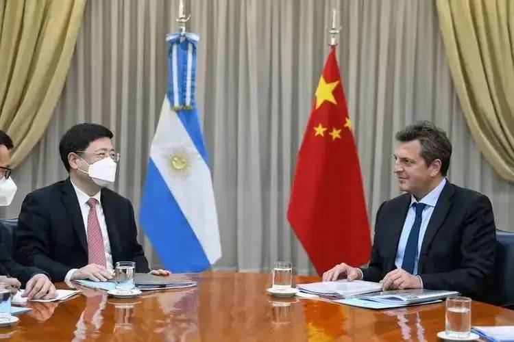 阿根廷新总统收到中方答复，说出对华断绝关系的话，就该想到后果