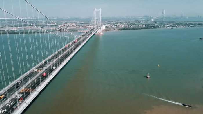 日收入曾高达600万！中国最赚钱大桥跌落神坛，是好事还是坏事？