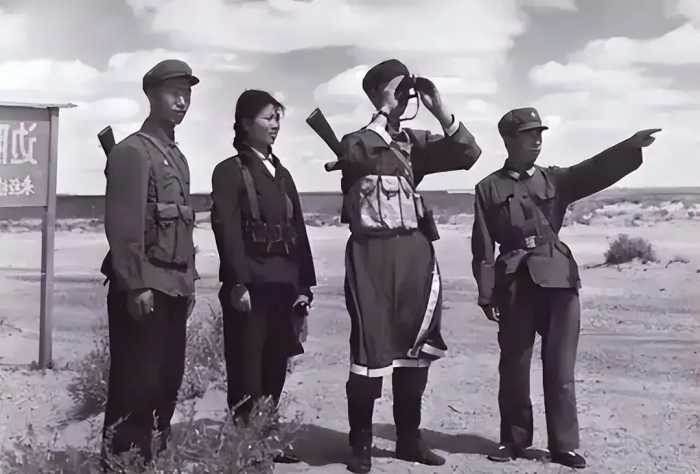 1950年，解放军接管被遗忘4年的边境哨所，发现8名国民党士兵