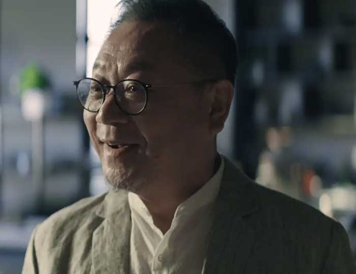 北京一夜，61岁再获“影帝”的范伟，证实了自己当初的选择没有错
