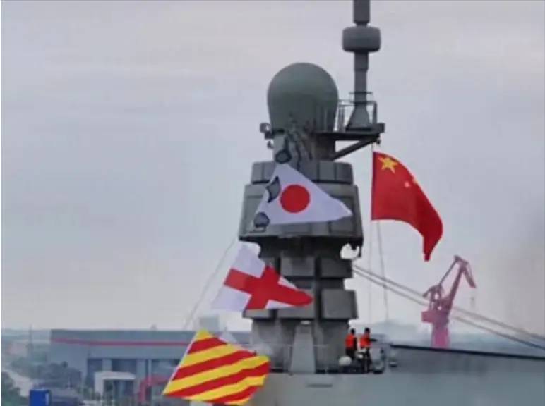 福建舰海试却悬挂“日本国旗”，这是为何？得知真相后恍然大悟